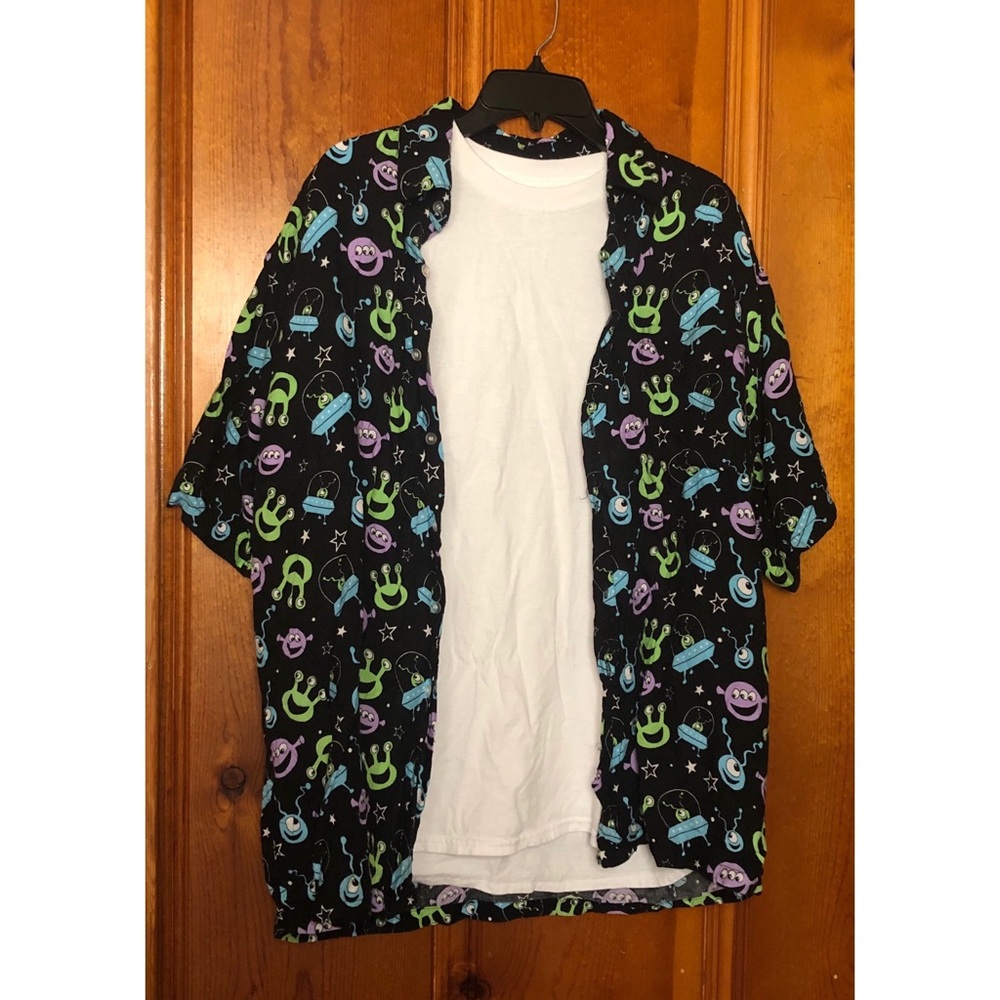 Men’s Hawaiian Button Down Shirt